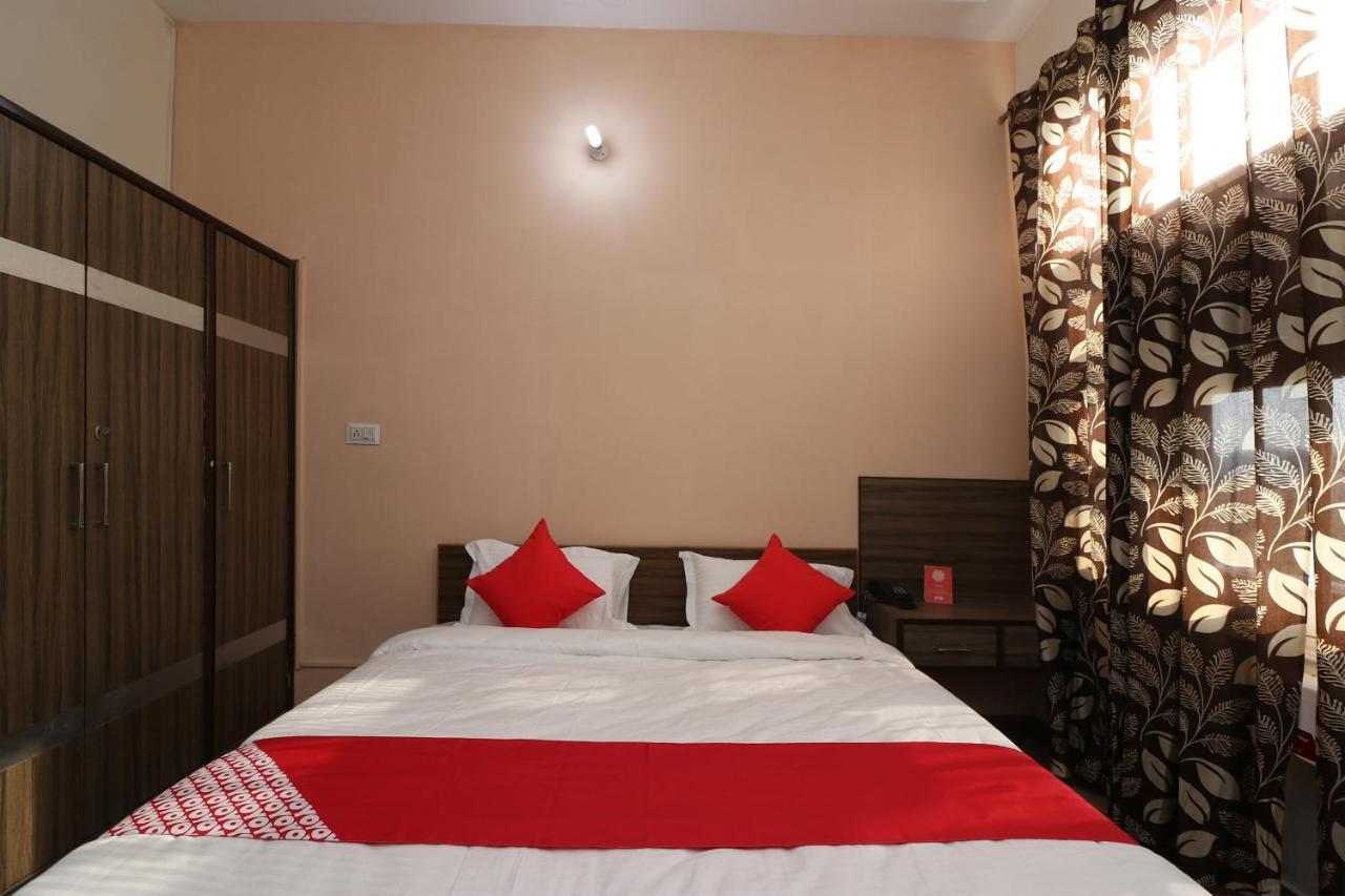 Oyo Flagship Mann Bed And Breakfast Rajpura Bagian luar foto