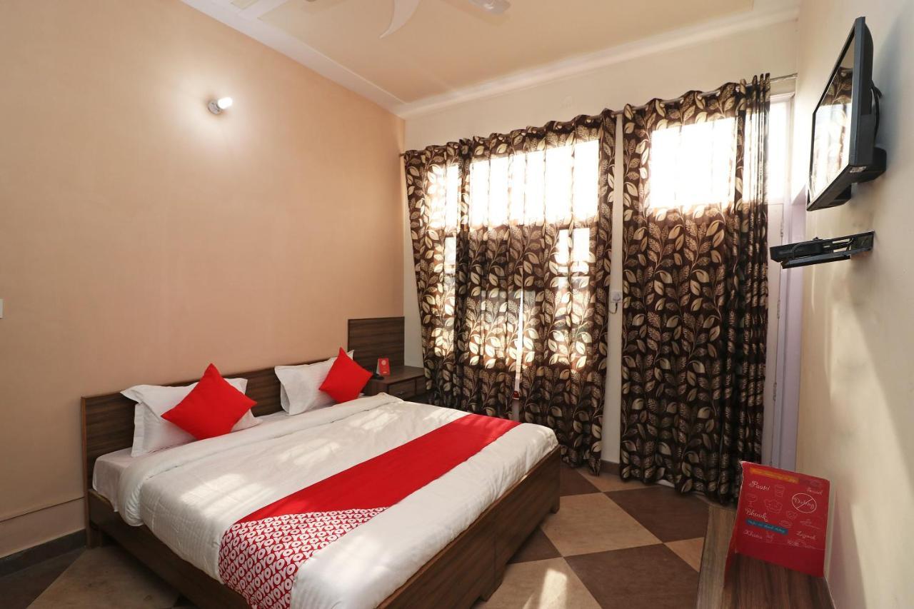 Oyo Flagship Mann Bed And Breakfast Rajpura Bagian luar foto