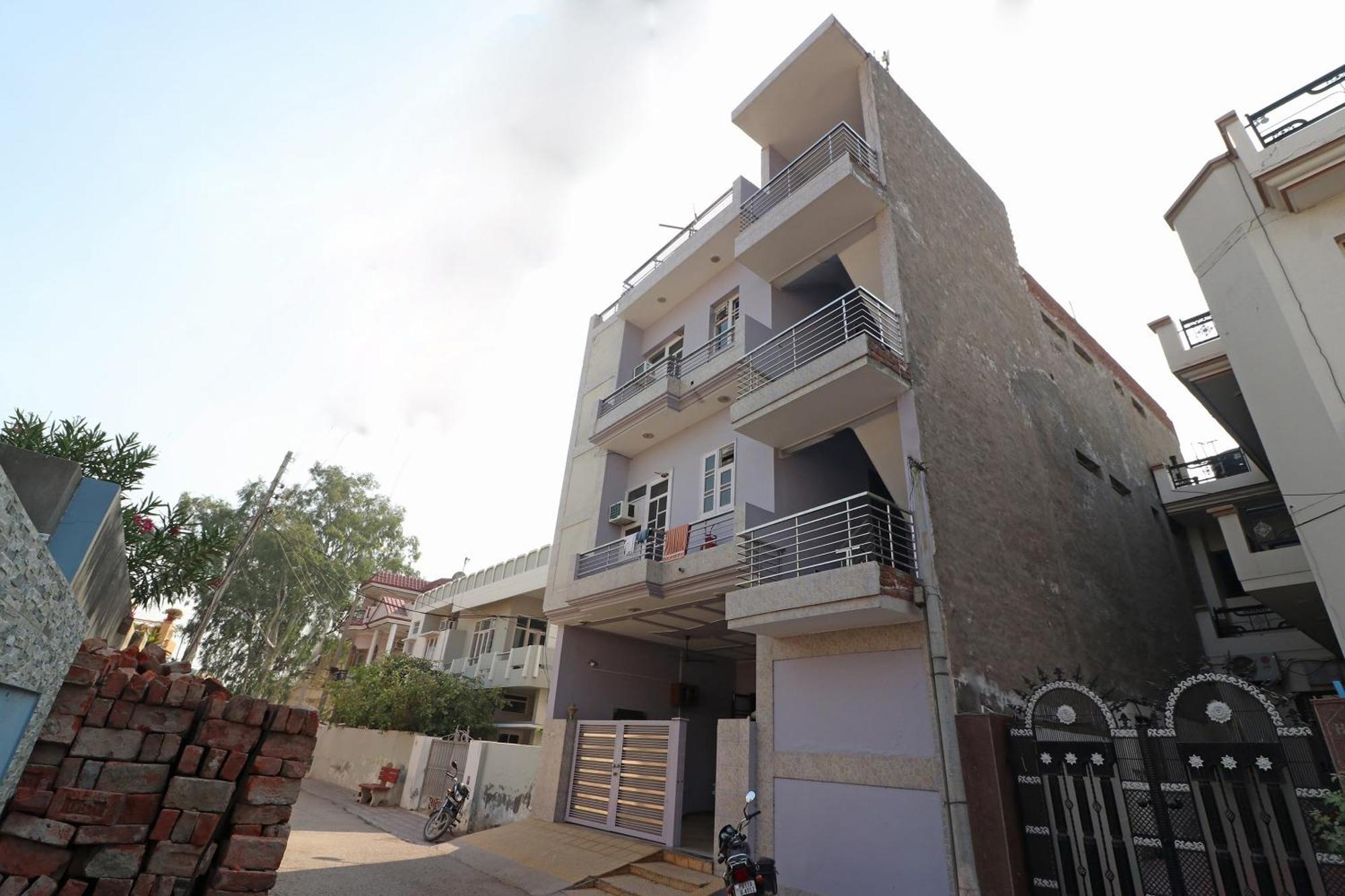 Oyo Flagship Mann Bed And Breakfast Rajpura Bagian luar foto